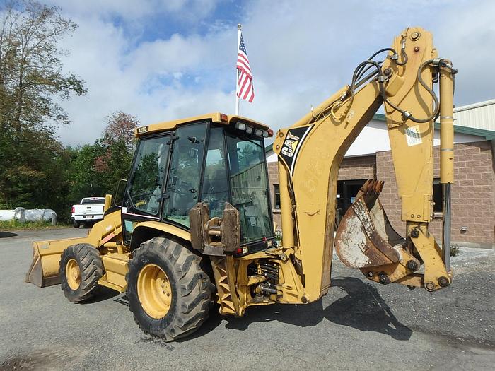 Used CATERPILLAR 420D - BACKHOES