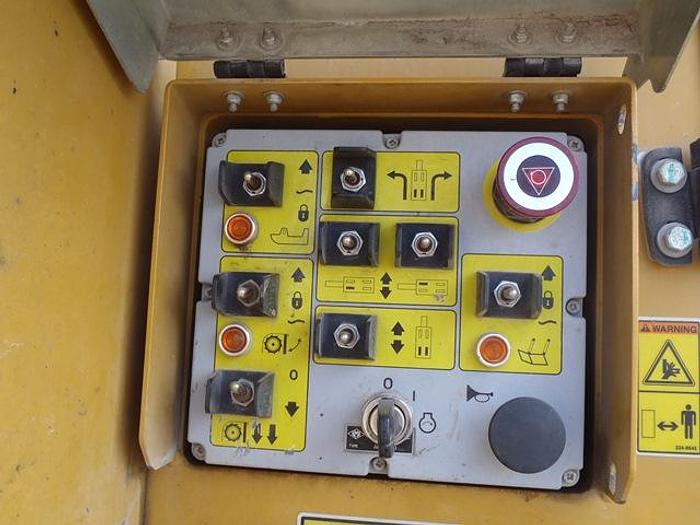 Used 2008 CATERPILLAR PM201(COLD PLANER) - PAVING EQUIPMENT