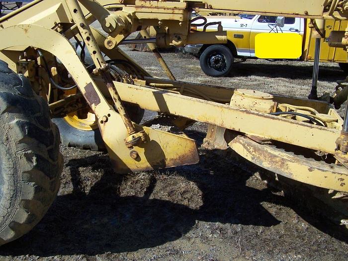 Used 1975 CATERPILLAR 120G(87V) - MOTOR GRADERS