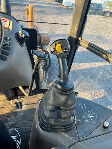 Used 2011 CASE 580 N - BACKHOES