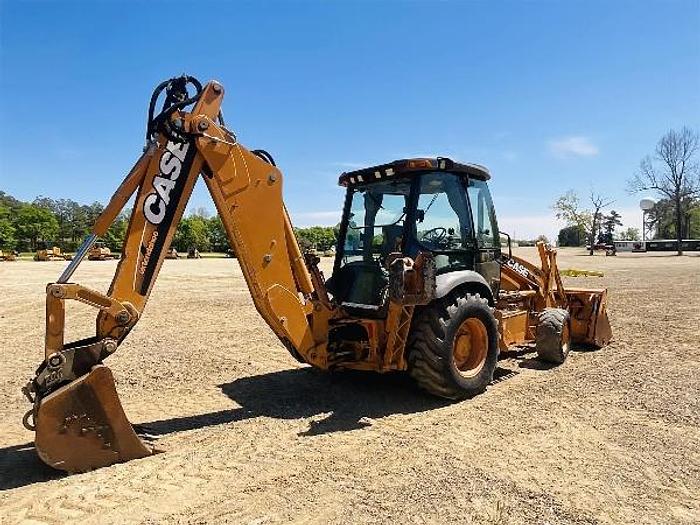 Used 2011 CASE 580 N - BACKHOES