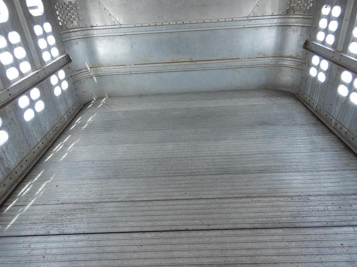 Used 2008 WILSON 52 FT - LIVESTOCK