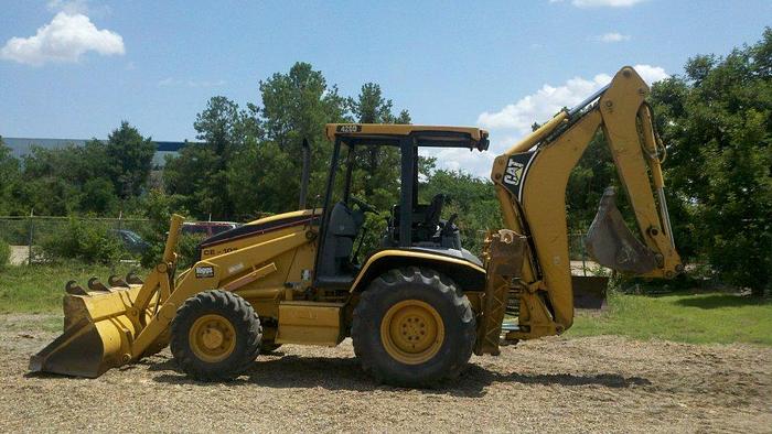 Used 2002 CATERPILLAR 420D - BACKHOES
