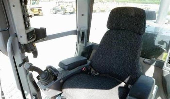 Used 2008 CATERPILLAR 140M - MOTOR GRADERS