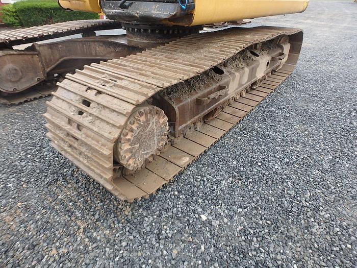 Used 2011 CATERPILLAR 320D - EXCAVATORS