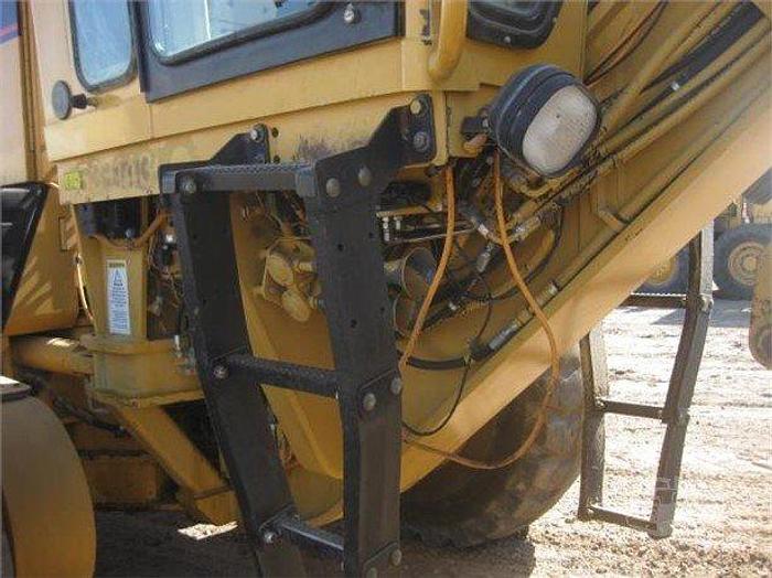 Used 1998 CATERPILLAR 14H - MOTOR GRADERS