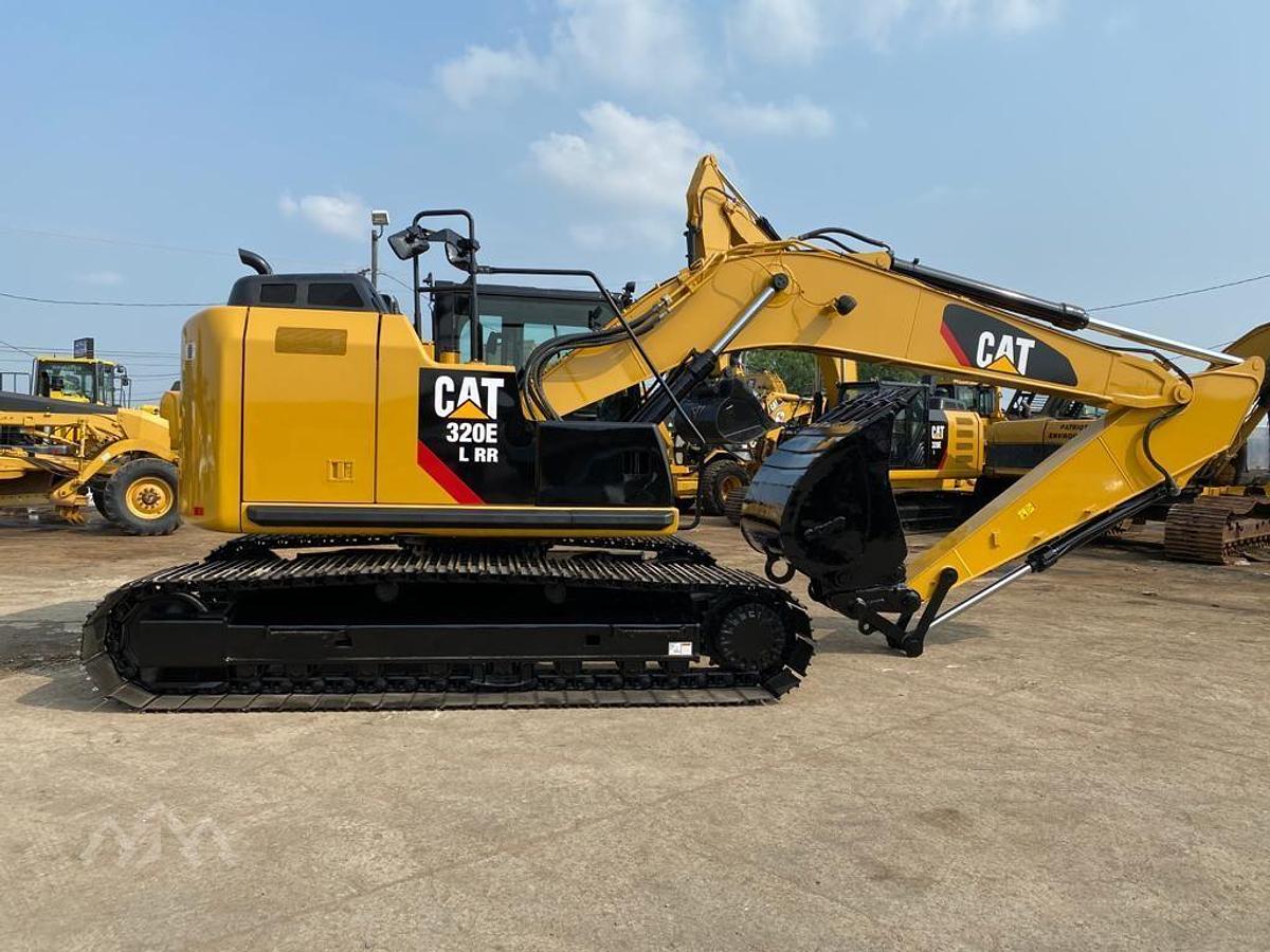 Used 2013 CATERPILLAR 320E