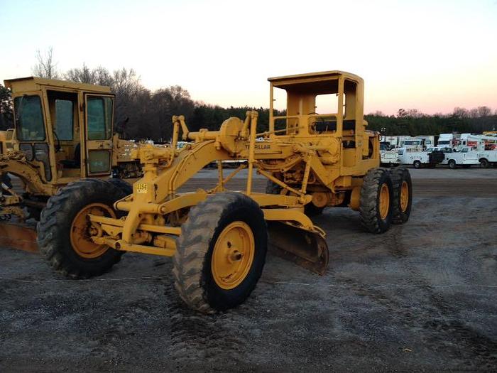 Used CATERPILLAR 12 - MOTOR GRADERS
