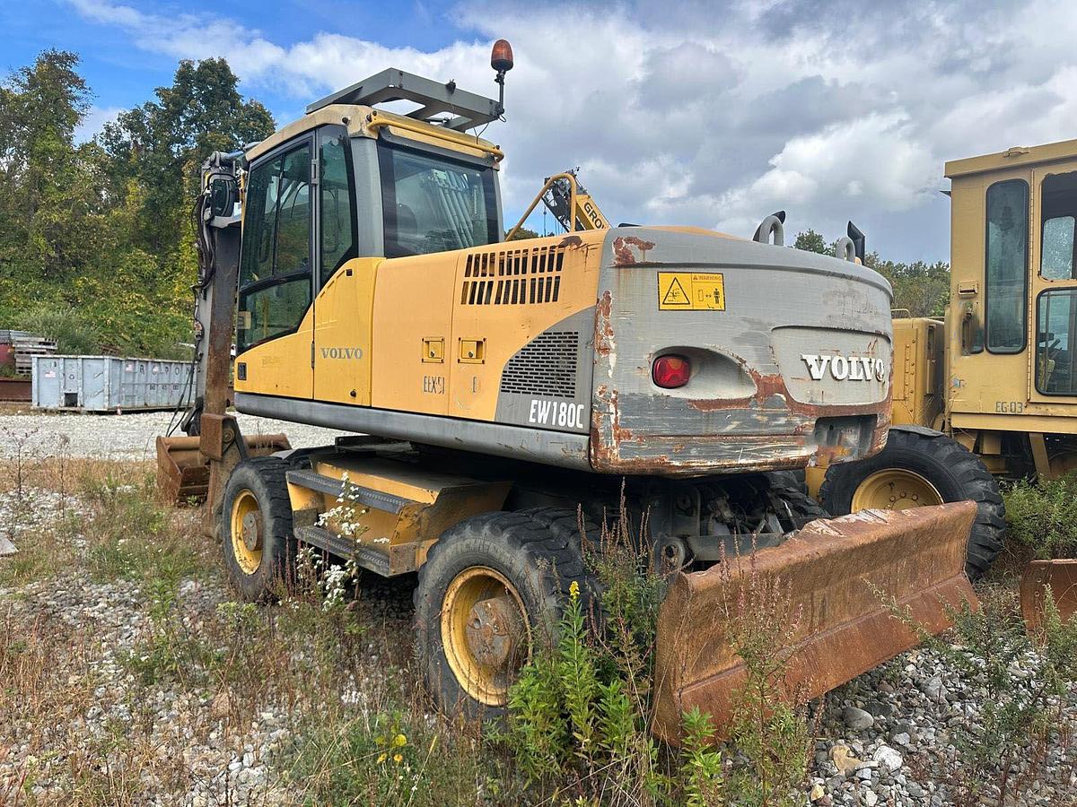 Used 2007 VOLVO EW180C - EXCAVATORS