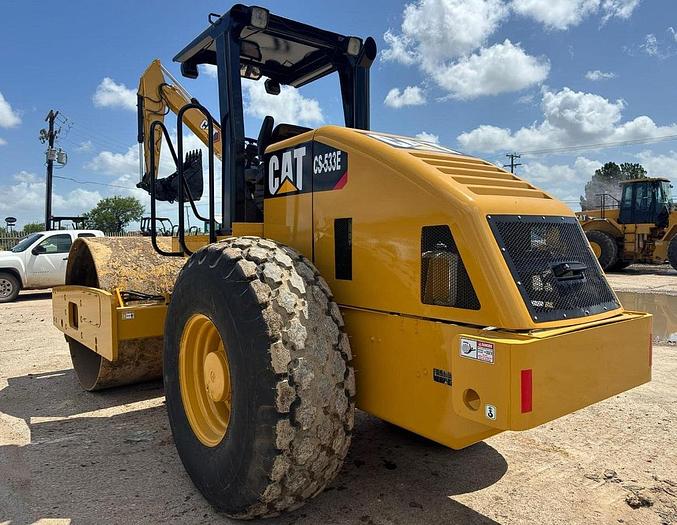 Used 2006 CATERPILLAR CP533E - COMPACTORS