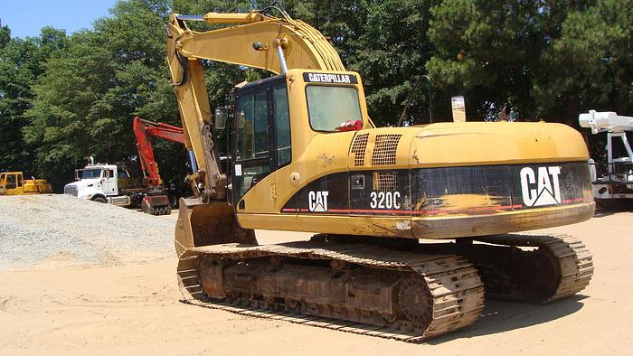 Used 2001 CATERPILLAR 320C L - EXCAVATORS