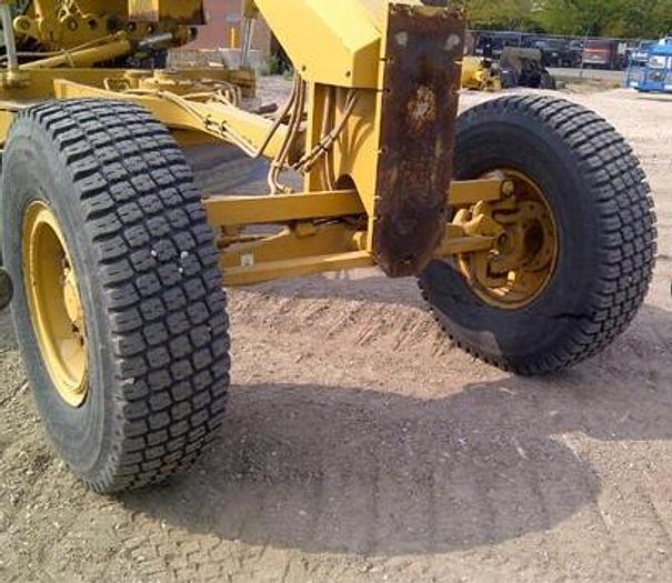 Used 1997 CATERPILLAR 140H - MOTOR GRADERS