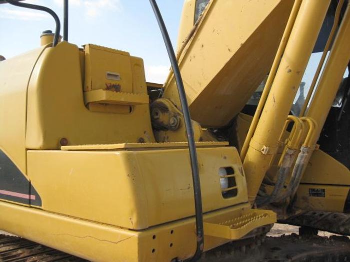 Used 2006 CATERPILLAR 320CL - EXCAVATORS