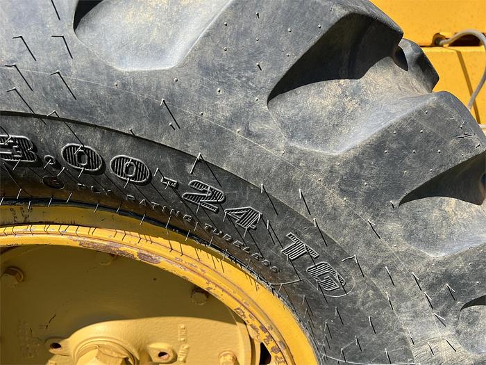 Used CATERPILLAR 12F - MOTOR GRADERS