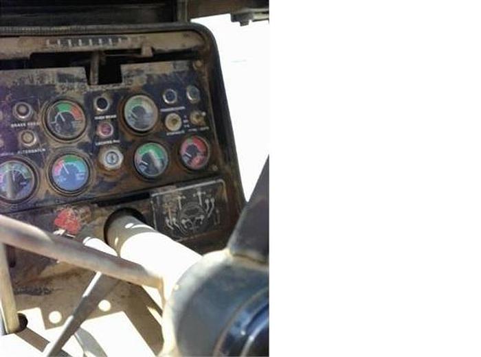 Used JOHN DEERE 670 - MOTOR GRADERS