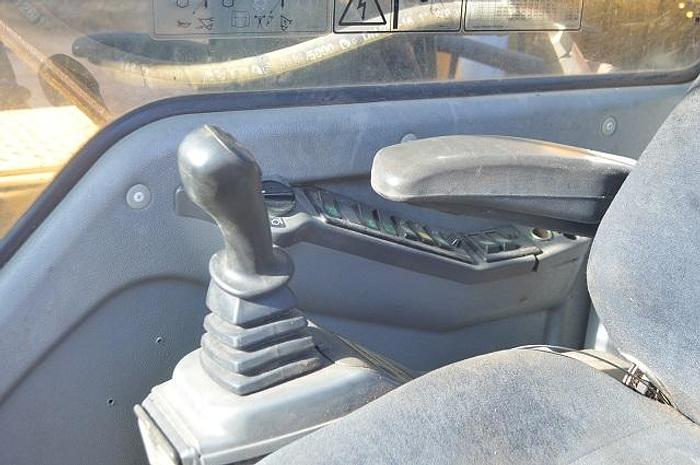 Used 2005 VOLVO EC210B - EXCAVATORS