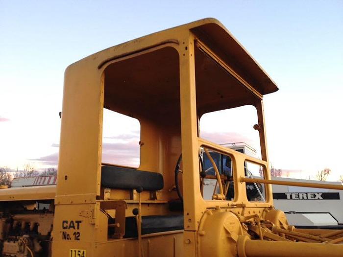 Used CATERPILLAR 12 - MOTOR GRADERS
