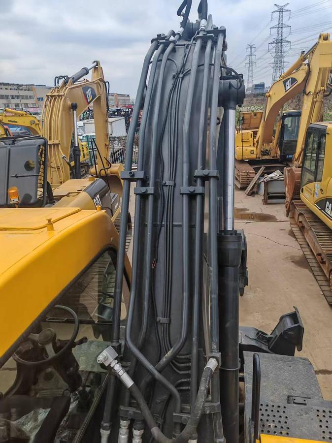 Used 2001 VOLVO EW170