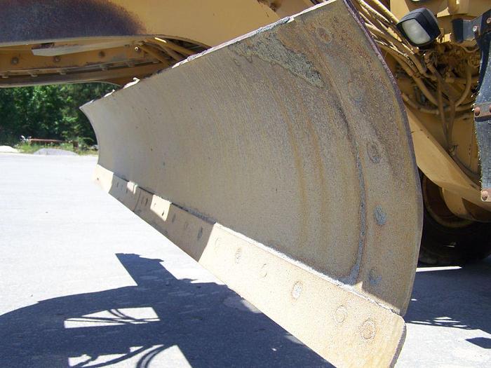 Used 2001 CATERPILLAR 12H - MOTOR GRADERS