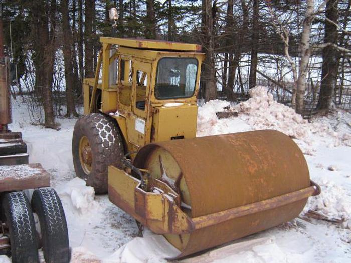 Used BOMAG BW210 - COMPACTORS