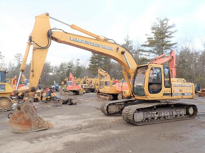 Used 1996 JOHN DEERE 200 - EXCAVATORS