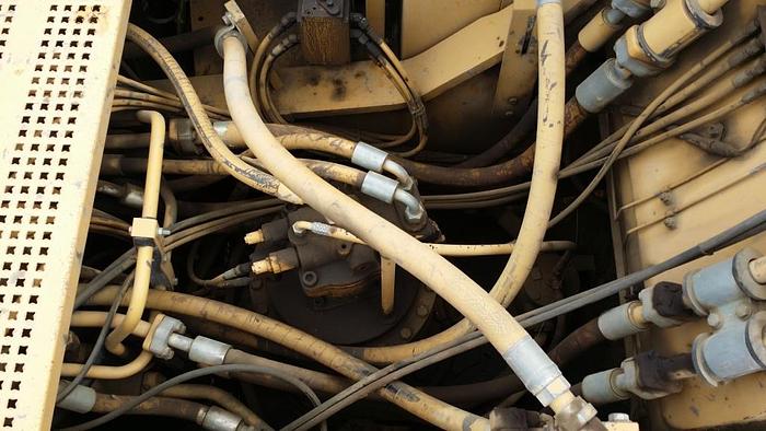 Used 2000 CATERPILLAR 330B - EXCAVATORS