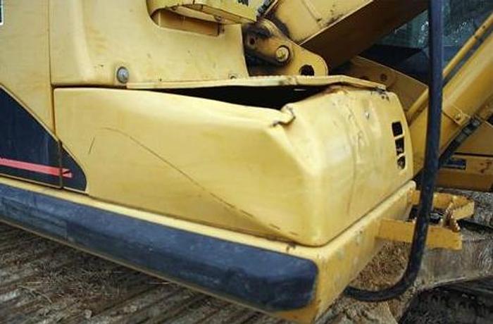 Used 2002 CATERPILLAR 320CL - EXCAVATORS
