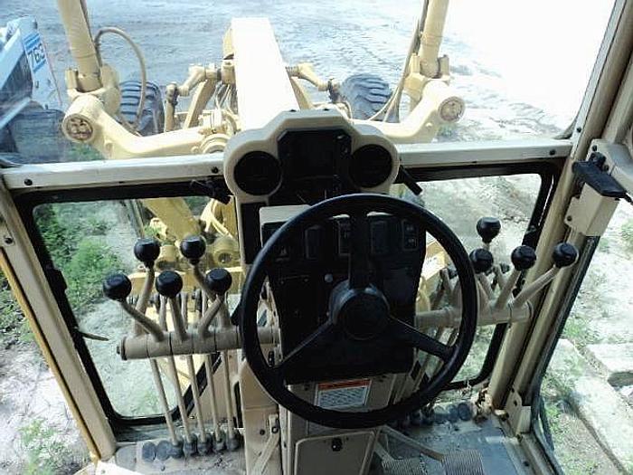 Used 2000 CATERPILLAR 120H - MOTOR GRADERS