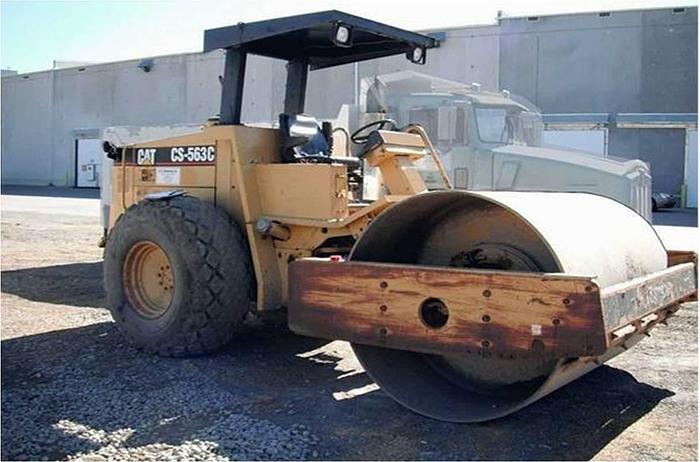 Used 1995 CATERPILLAR CS563(1SZ) - COMPACTORS