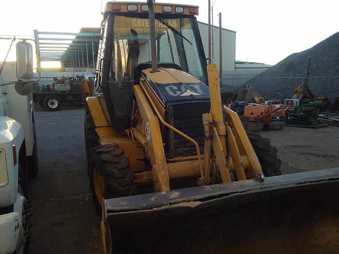 Used 2001 CATERPILLAR 420D - BACKHOES