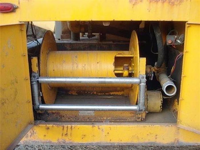 Used 1995  FORD CFT8000 - WATER TANK & WATER TRUCK