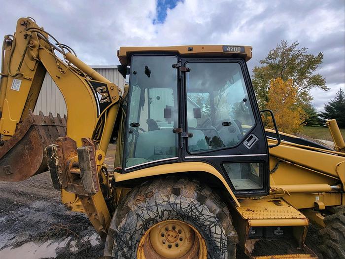 Used 2000 CATERPILLAR 420D - BACKHOES