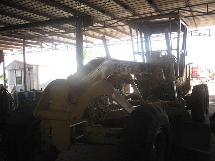 Used 1974 CATERPILLAR 12G - MOTOR GRADERS