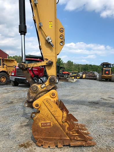 Used 2011 CATERPILLAR 320D - EXCAVATORS