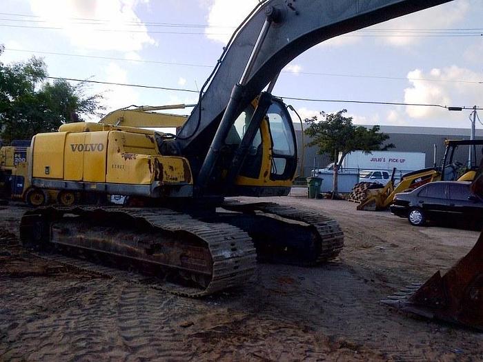 Used 2004 VOLVO EC240 - EXCAVATORS