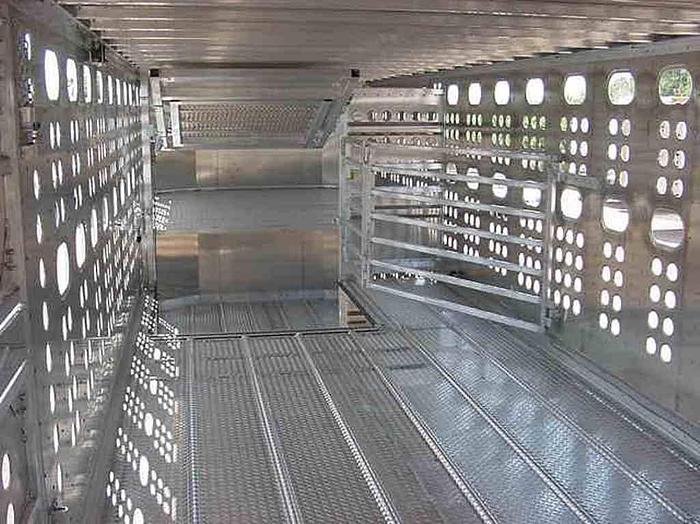 Used MERRITT 52 FT BY 102 - LIVESTOCK