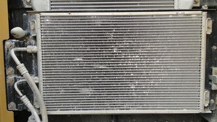 Used 2006 CATERPILLAR 320CL - EXCAVATORS