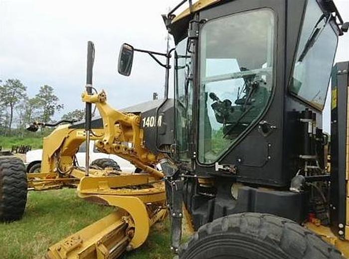 Used 2008 CATERPILLAR 140M - MOTOR GRADERS