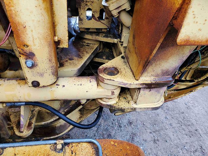 Used 1974 CATERPILLAR 12G - MOTOR GRADERS