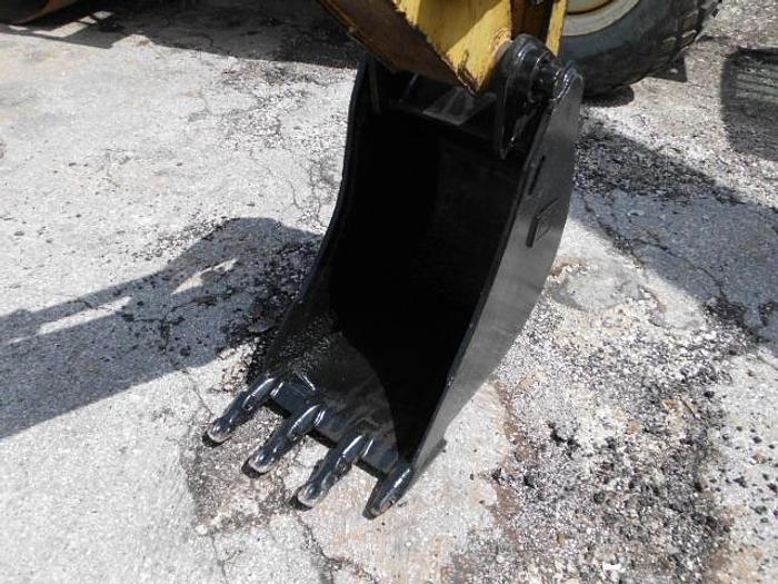 Used 2005 CATERPILLAR 416D - BACKHOES