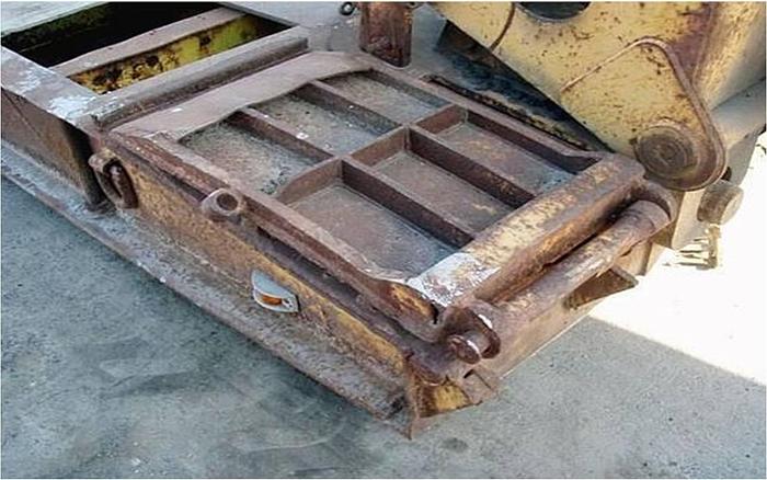 Used 1980 TRANSPORT TRI-AXLE - LOWBOYS