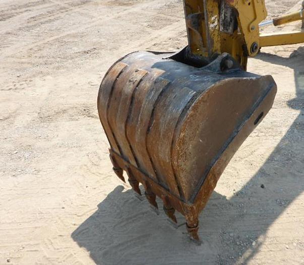 Used 2005 CATERPILLAR 430D - BACKHOES