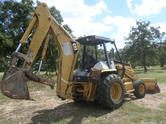 Used CATERPILLAR 416B - BACKHOES