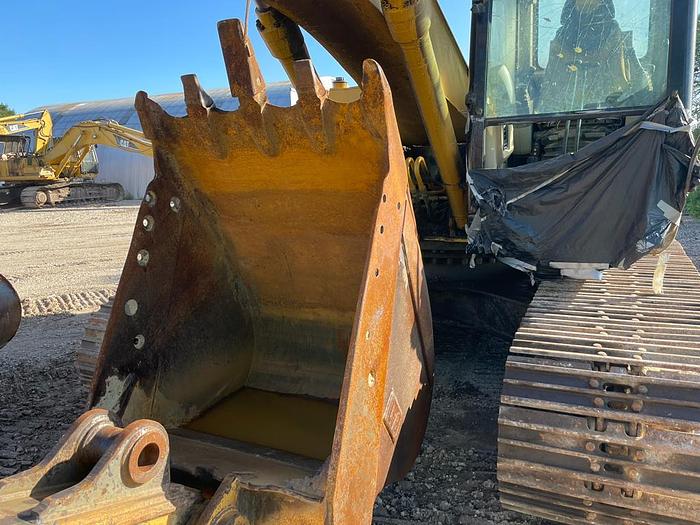 Used 2006 CATERPILLAR 320CL - EXCAVATORS