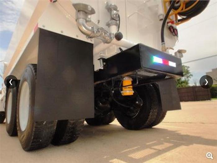 Used 2001 STERLING LT8500 - WATER TANK & WATER TRUCK