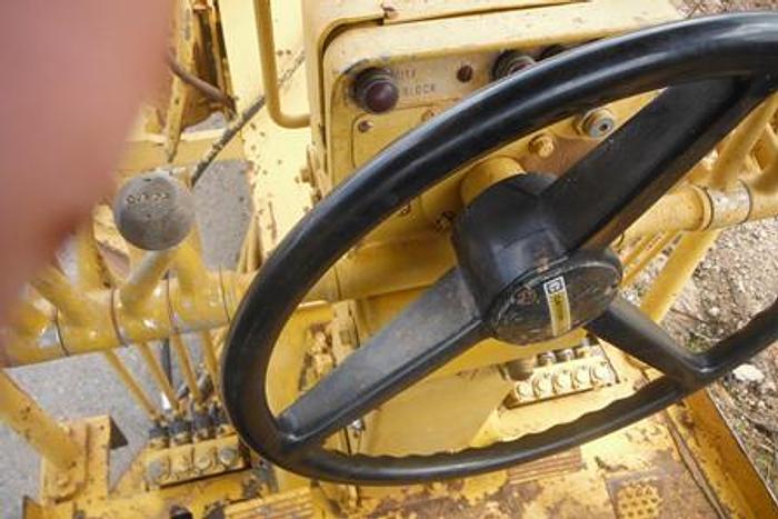 Used 1976 CATERPILLAR 12G - MOTOR GRADERS