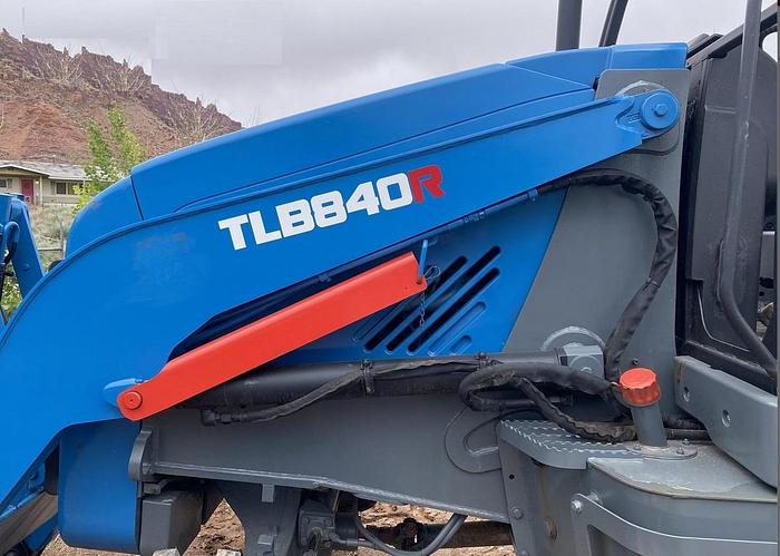 Used TEREX TLB840R - BACKHOES