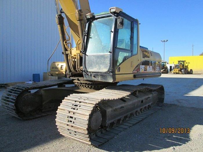 Used CATERPILLAR 330CL - EXCAVATORS