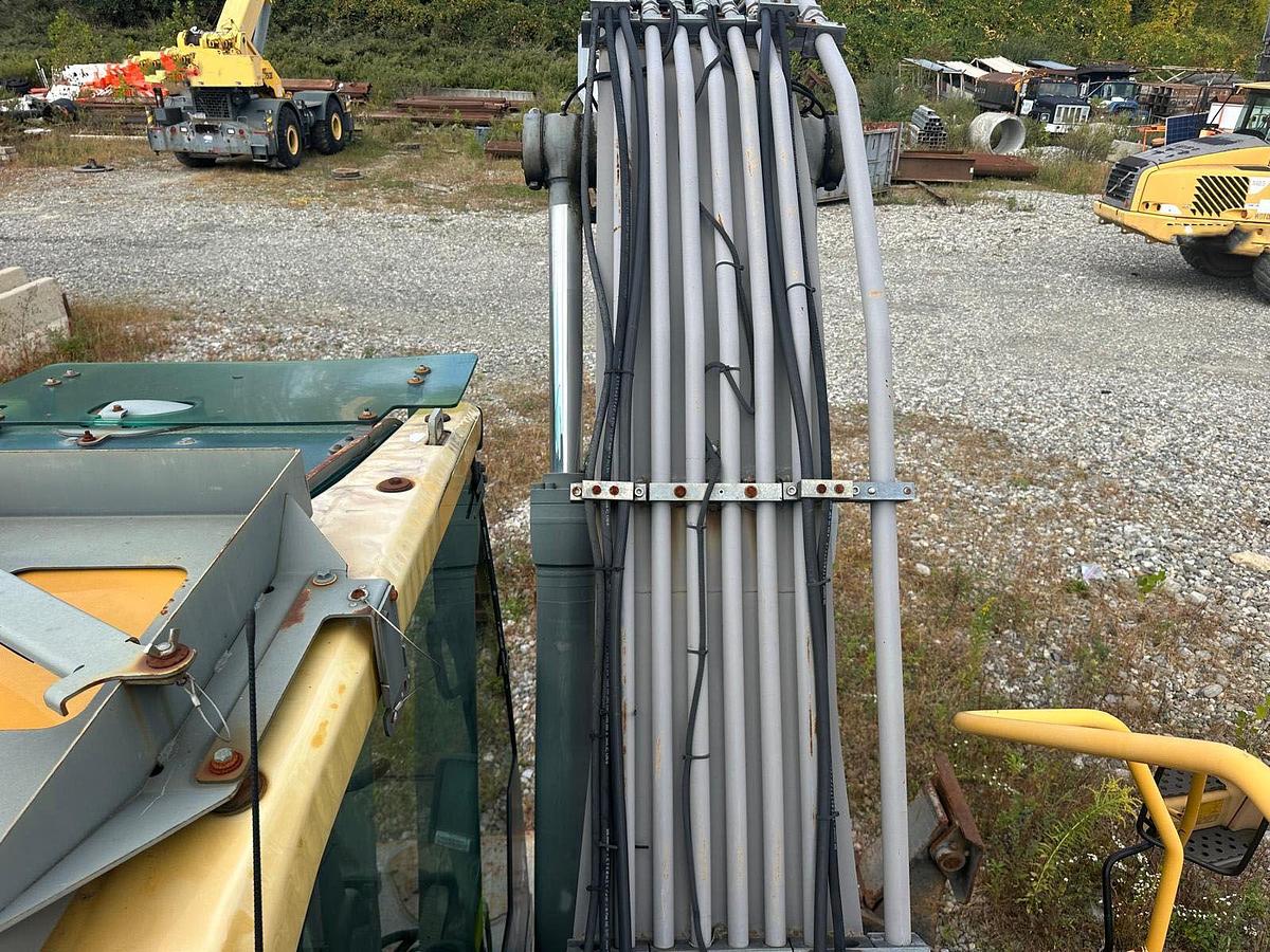 Used 2007 VOLVO EW180C - EXCAVATORS