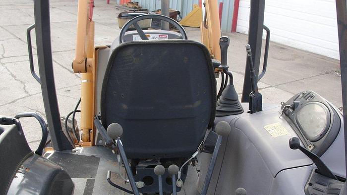 Used 2003 CASE 580M - BACKHOES